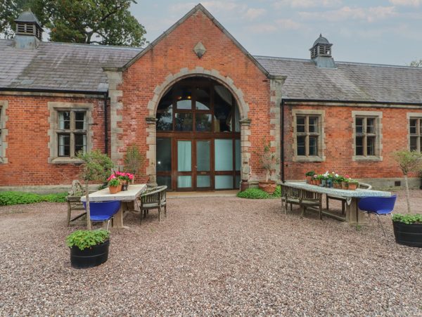 Diamond Lodge