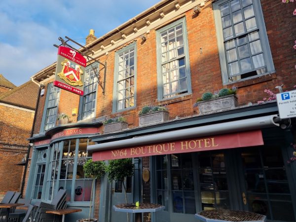 The Joiners Rest