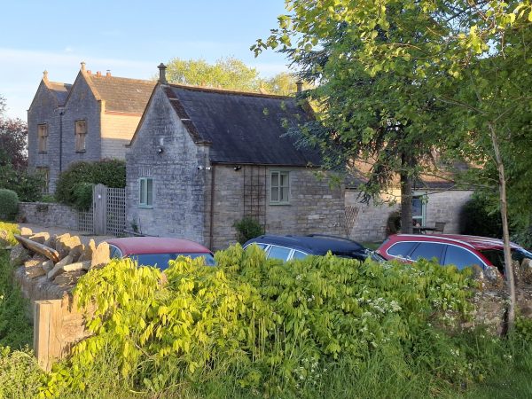 Thorney Country Cottages - Long Barn