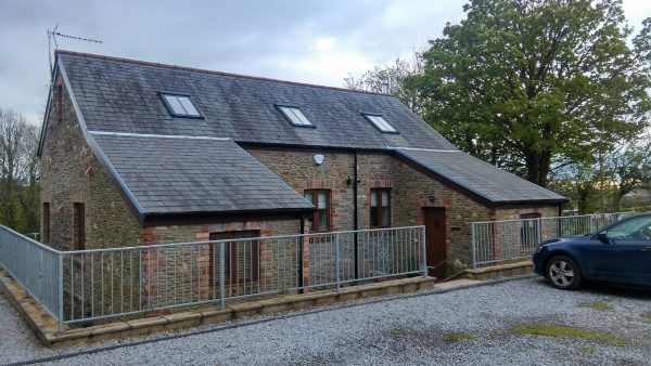 Tir Cethin Farm - Y Beudy