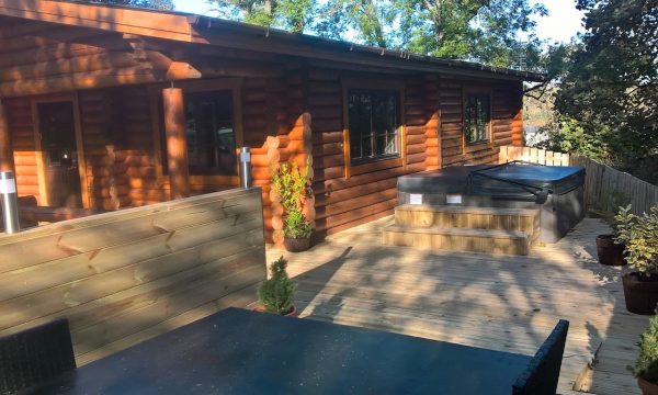 Tyne Log Cabin