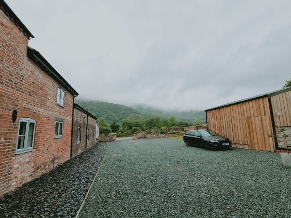 Vale of Llangollen Farm Cottages - Cor Tarw