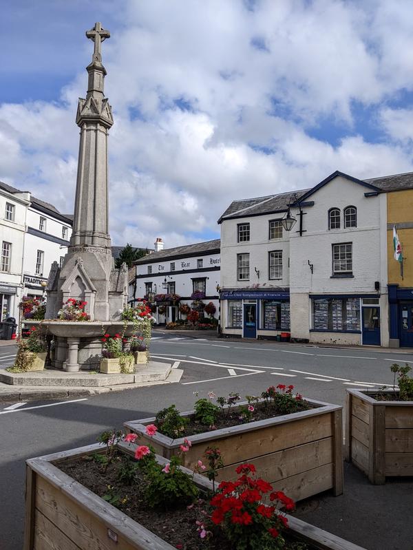 Crickhowell
