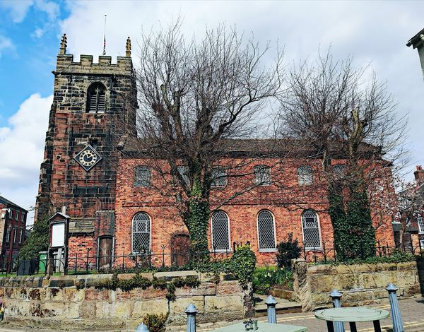 Holmes Chapel