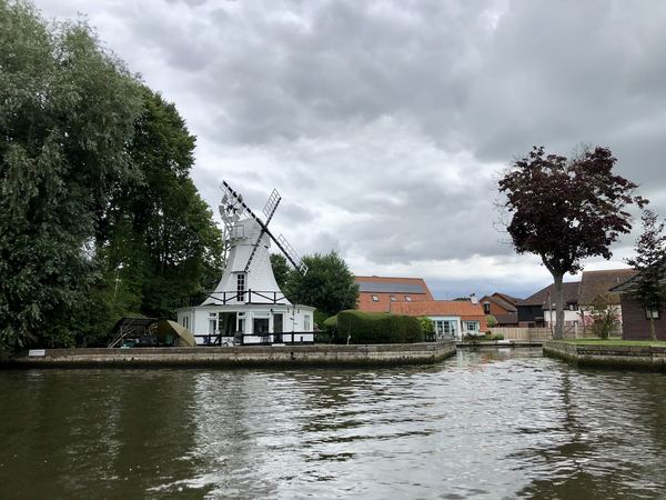 Hoveton