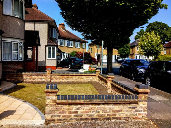 Ickenham