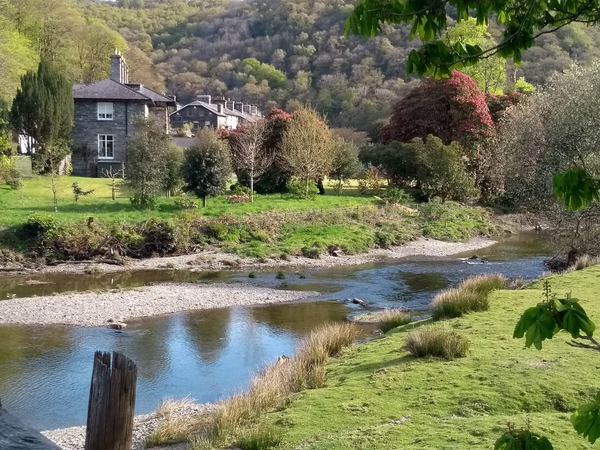 Maentwrog