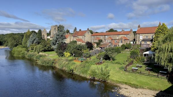 West Tanfield