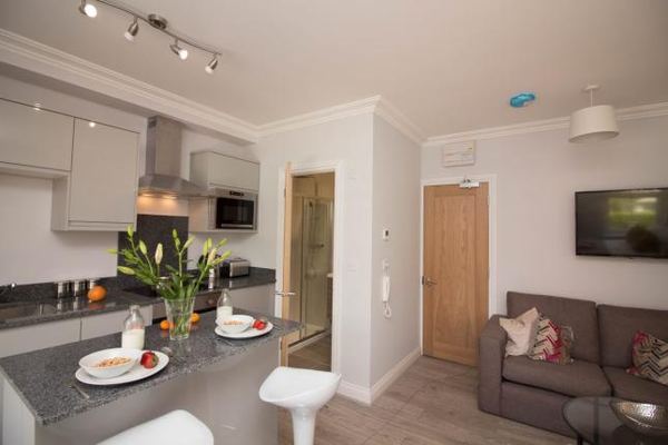 12 Helena Luxury Serviced Apartment
