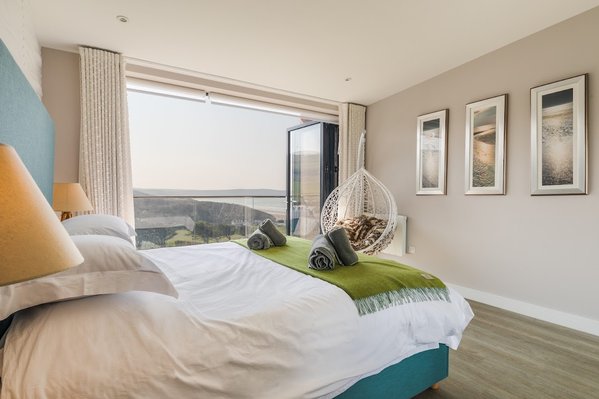 17 Woolacombe The Byron