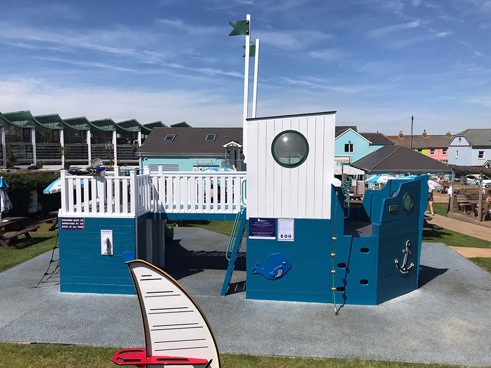 2 Bed in Westward Ho oc-n0987