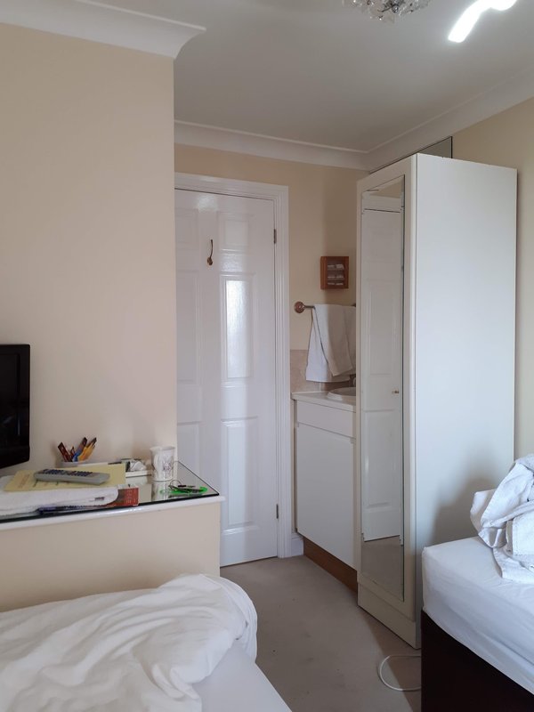 31 Queens Road B&B