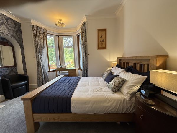 6 Caberfeidh Blue House