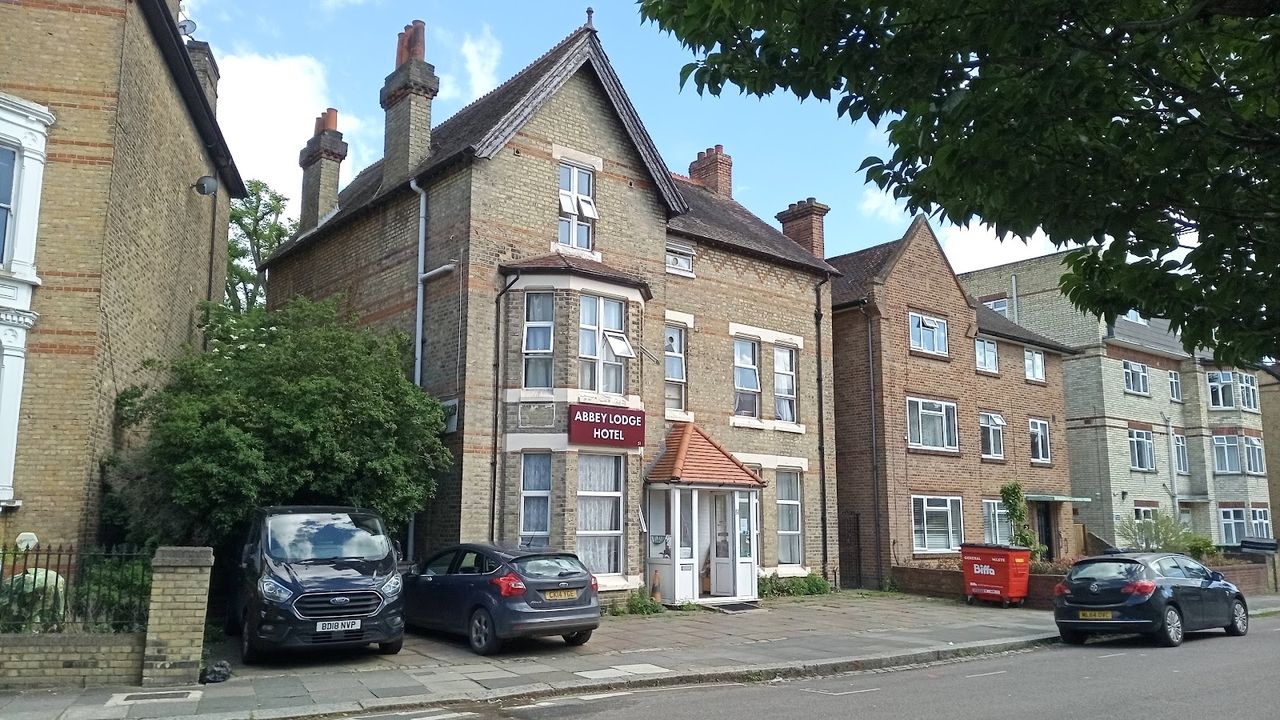 Abbey Lodge Hotel - B&B
