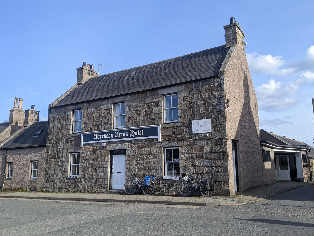 Aberdeen Arms Hotel