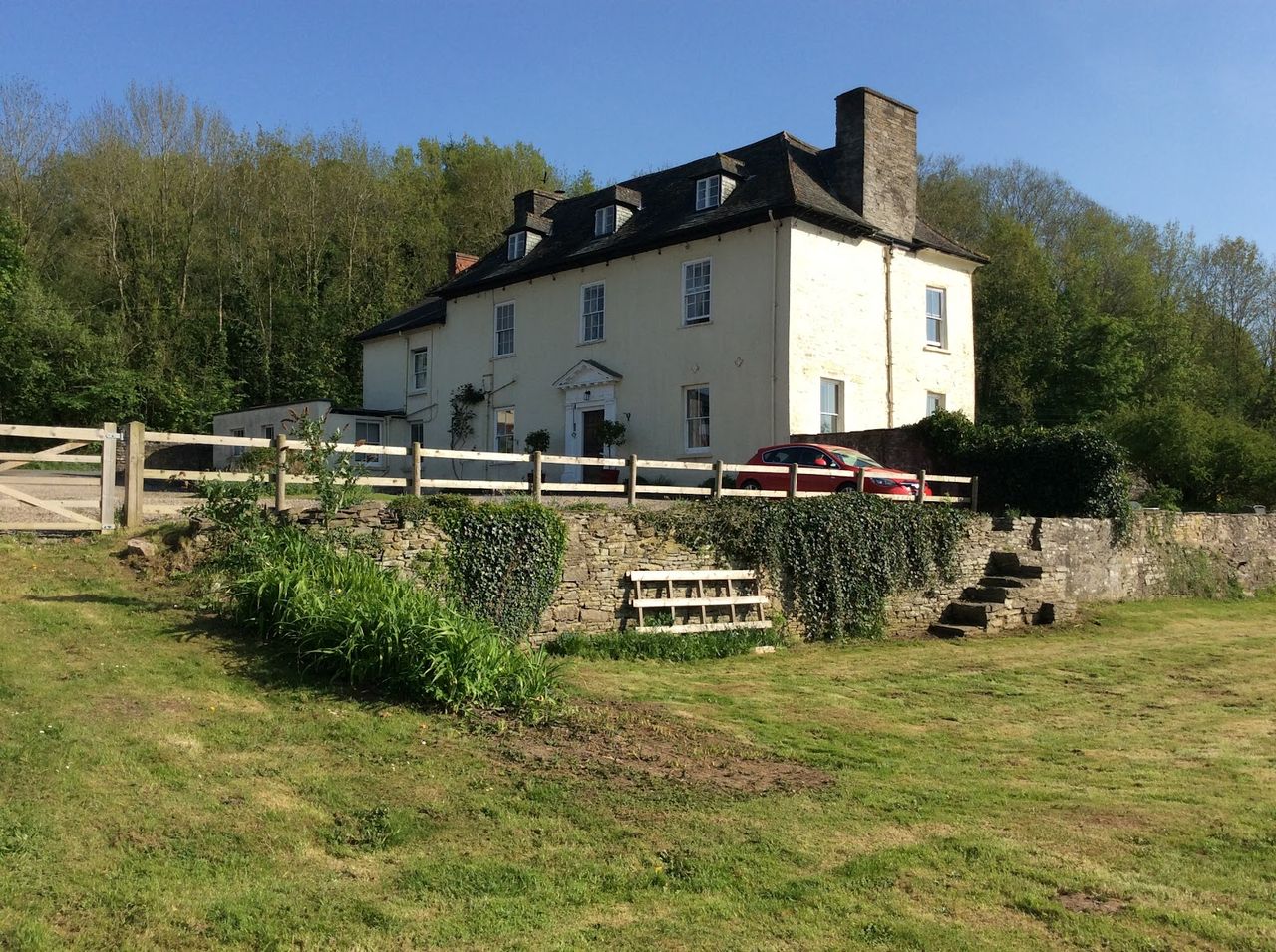 Aberllynfi Riverside Guest House