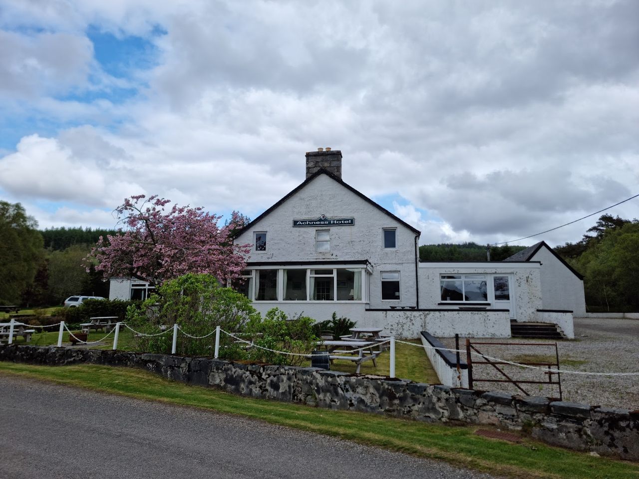 Achness Hotel