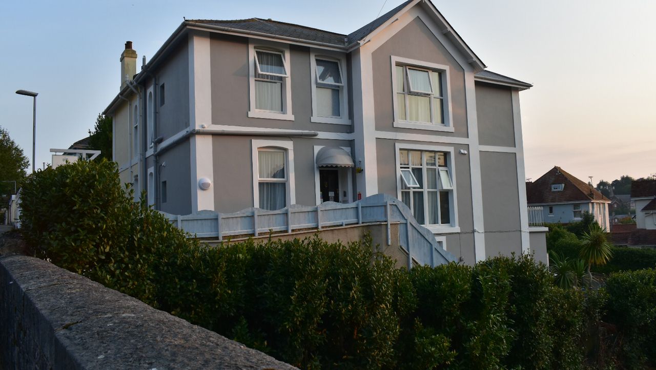 Acorn Lodge