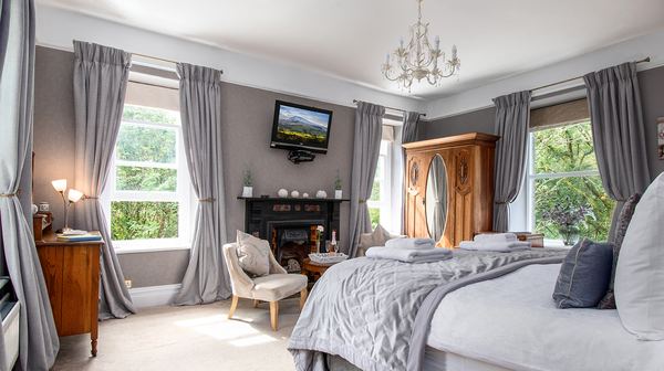 Afon Rhaiadr Country House