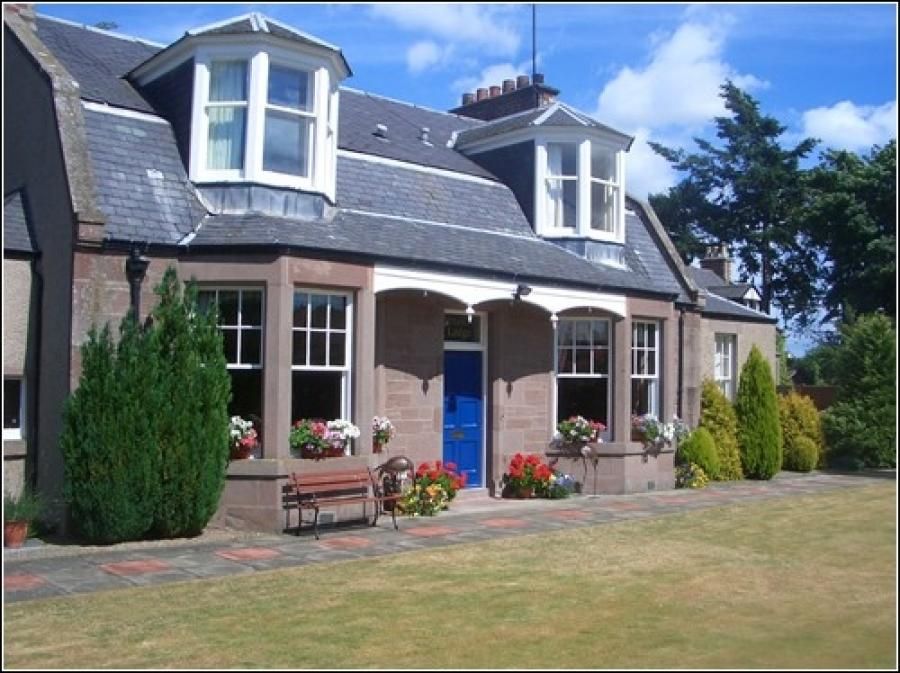 Alexandra Lodge