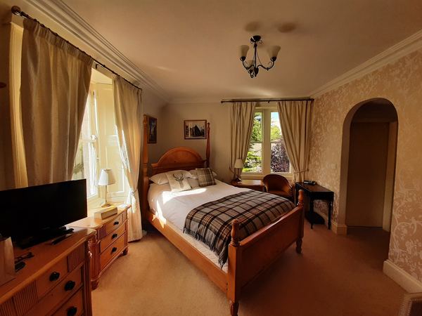 Allerton House