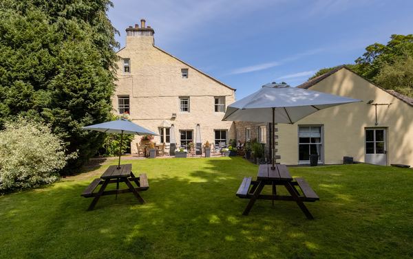 Alston House Hotel