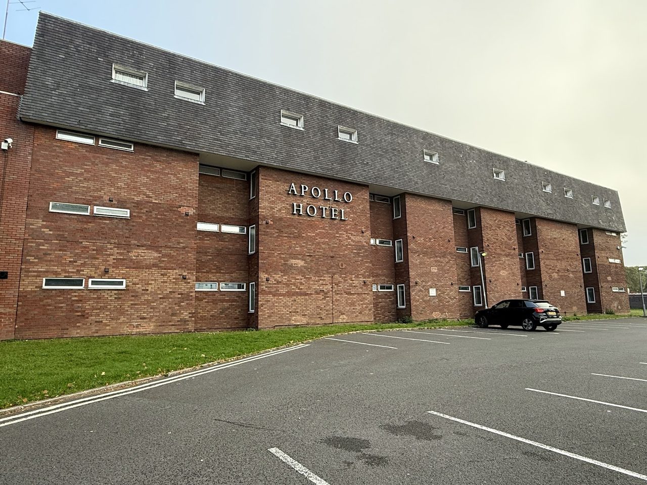 Apollo Hotel