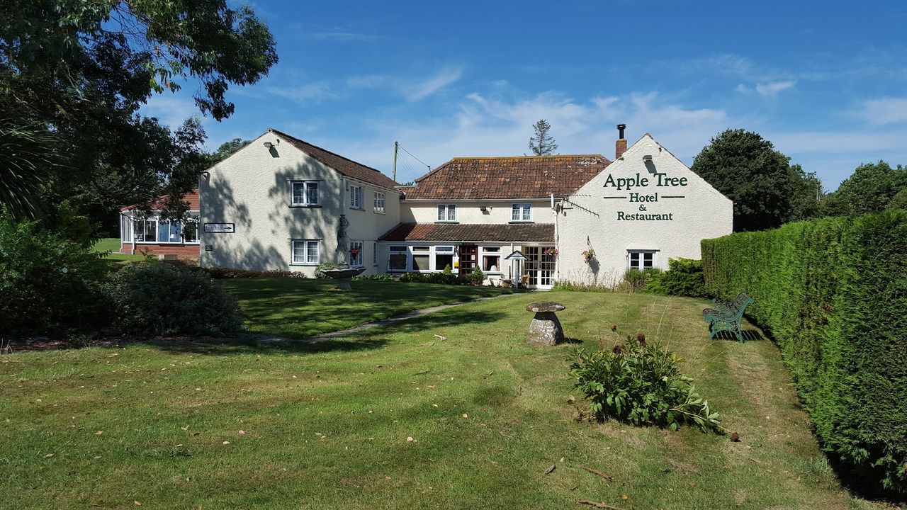 Apple Tree Hotel