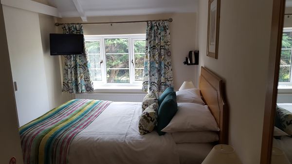 Apple Tree Hotel