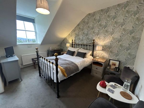 Archway Guest House