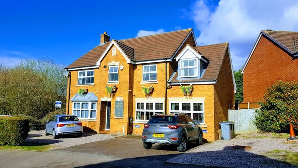 Arden House Hotel