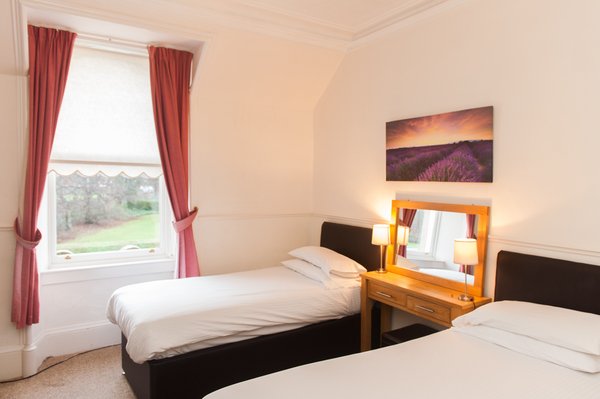 Ardross and Glencairn Guest House