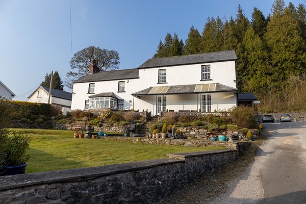 Arfryn House Bed and Breakfast