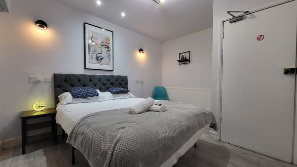 Argyle Square Hotel