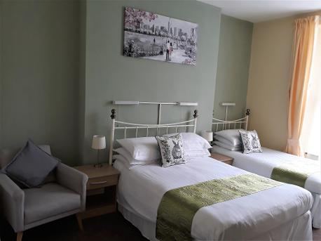 Ashfields Hotel