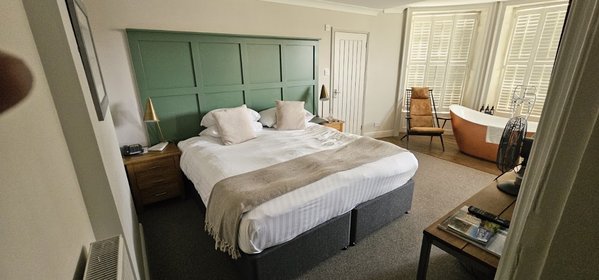 Ashleigh Lodge