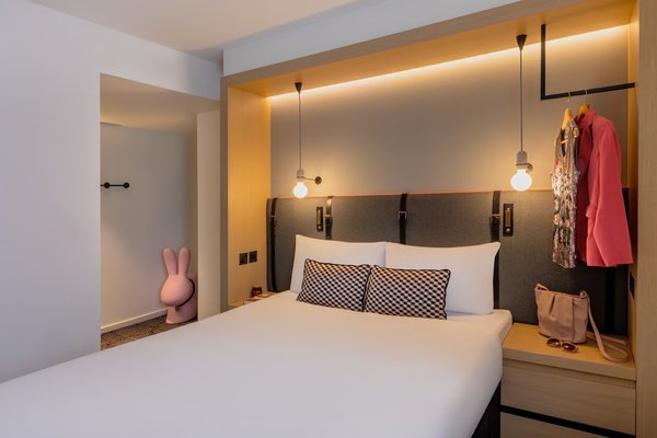 Assembly Hotel