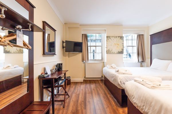 Astoria Hotel