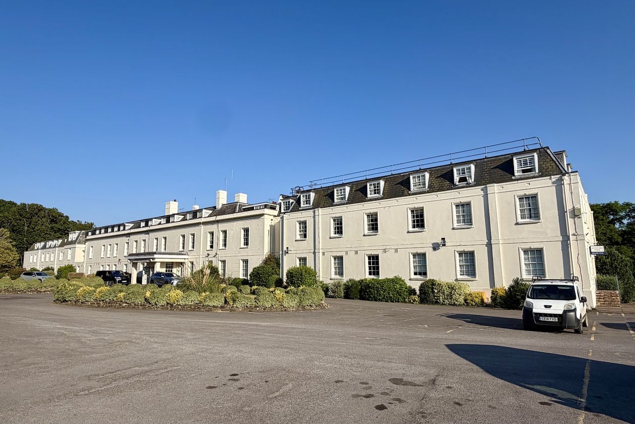 Avisford Park Hotel