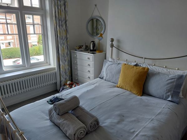 B&B at no2