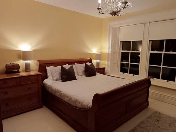 Baileys Court