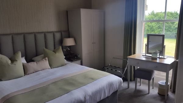 Bartle Hall Country Hotel