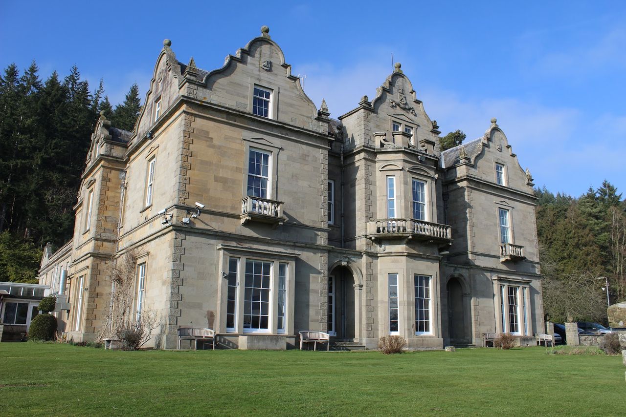 Baskerville Hall Hotel