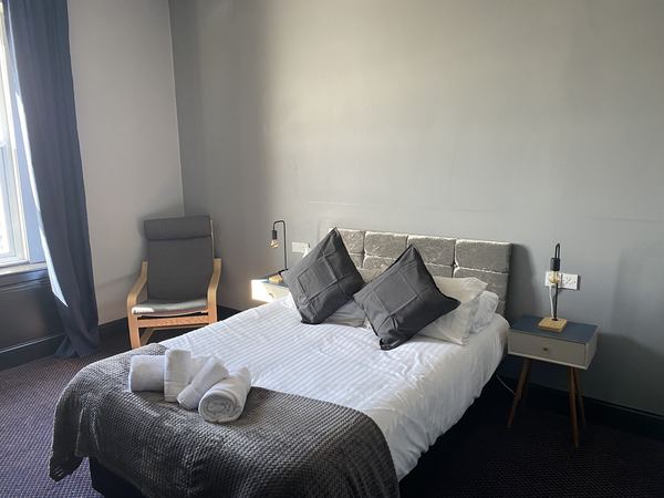 Bay view rooms at Mentone Hotel