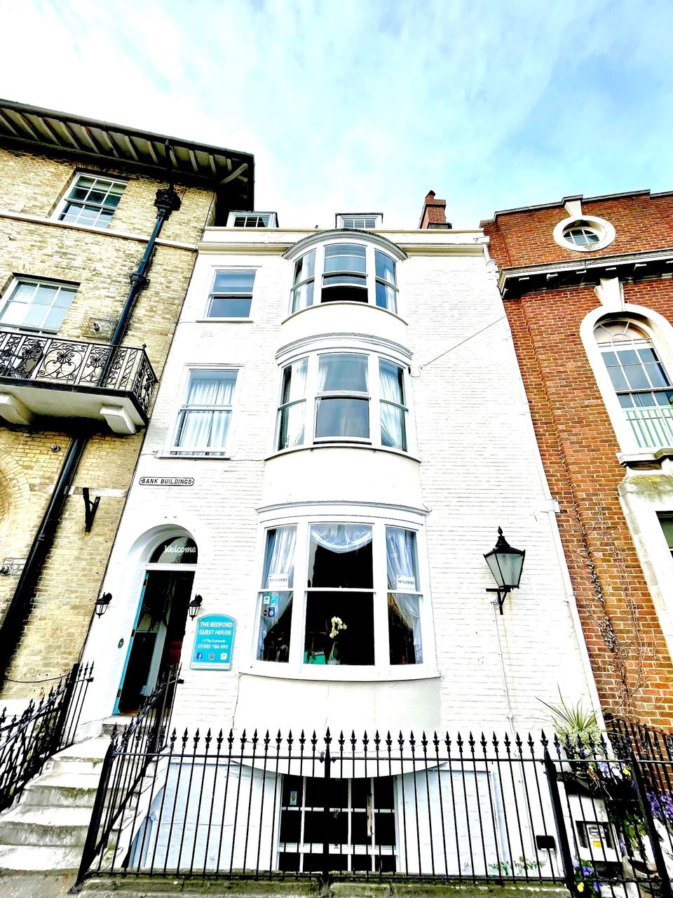 Bayliss Hall Guesthouse
