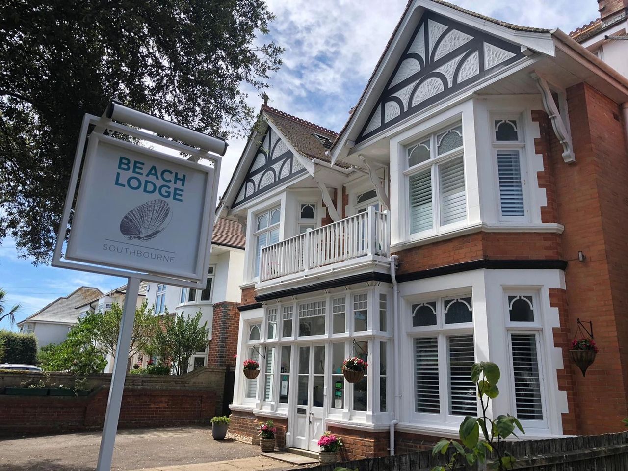 Beach Lodge