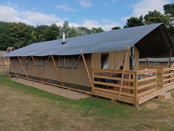 Bear Lodge - Glamping
