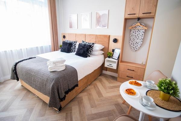 Beautiful stylish house near town centre