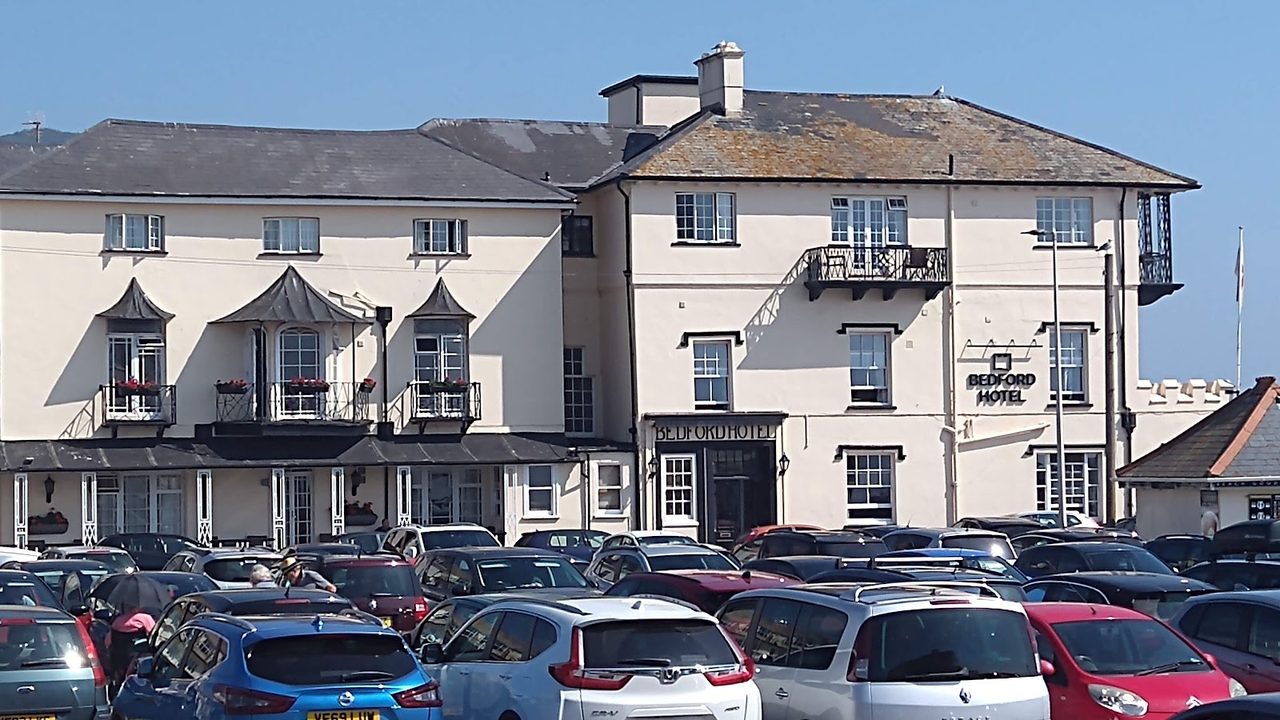 Bedford Hotel