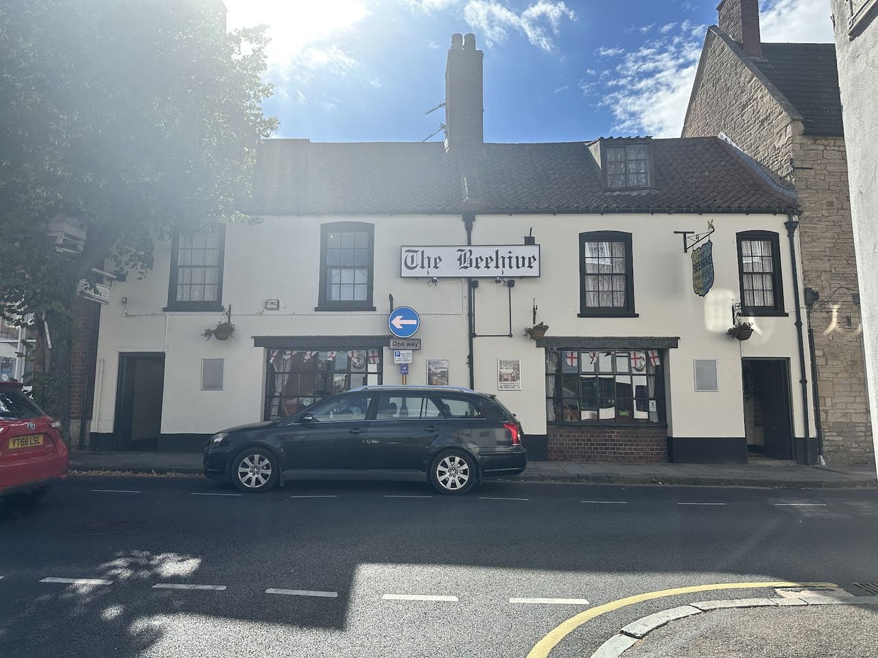 Beehive Inn